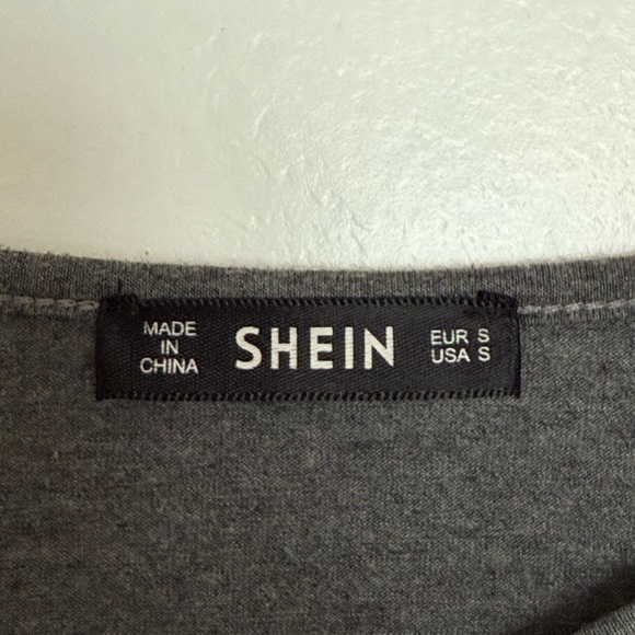 Gray Crop Top - Picture 3 of 4